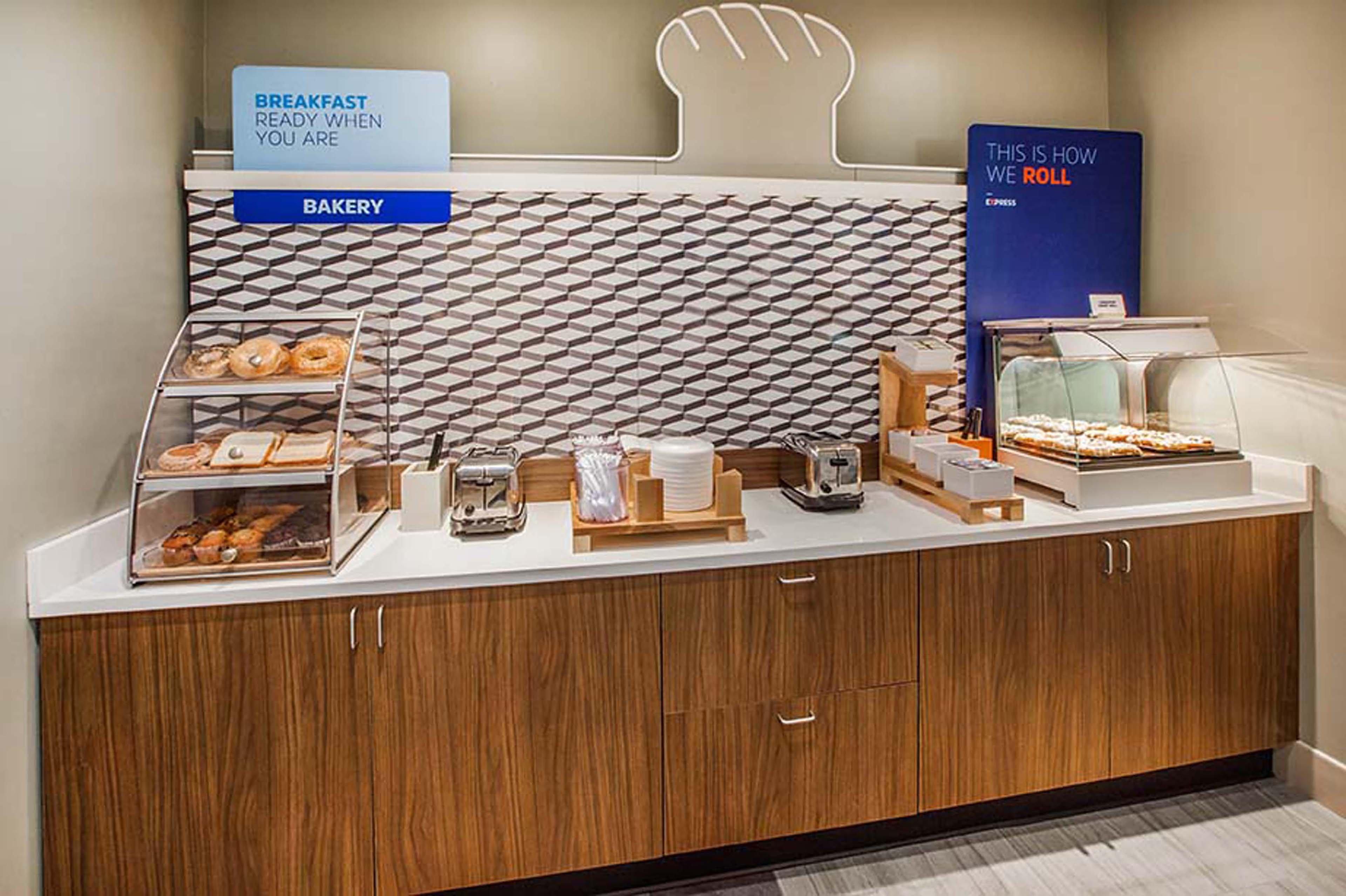 Holiday Inn Express Hotel & Suites Circleville By Ihg Eksteriør billede