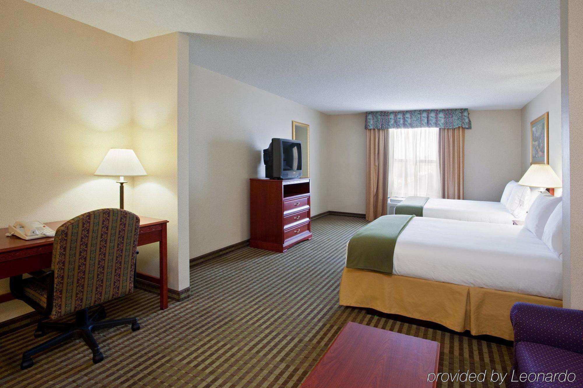 Holiday Inn Express Hotel & Suites Circleville By Ihg Eksteriør billede